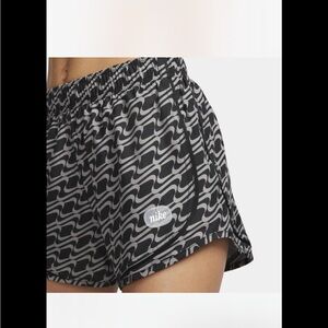 Nike Dri-FIT Icon Clash Tempo running shorts